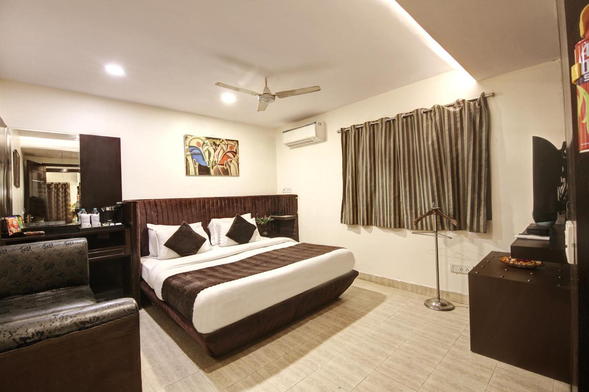 Hotel Wk Comfort - Near White Clove New Delhi Extérieur photo