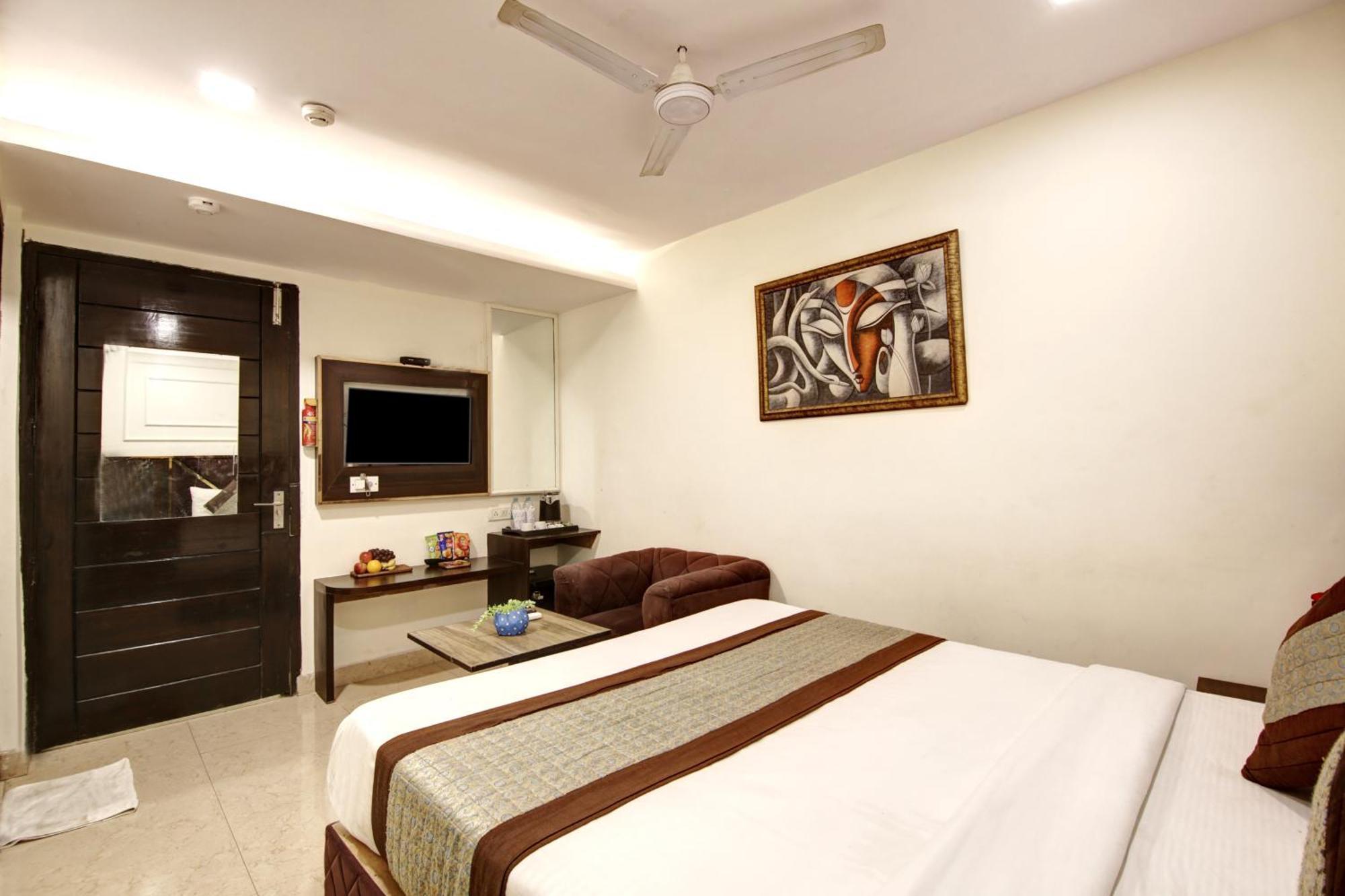 Hotel Wk Comfort - Near White Clove New Delhi Extérieur photo