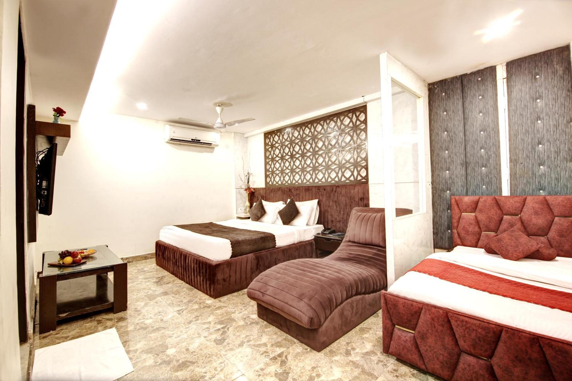 Hotel Wk Comfort - Near White Clove New Delhi Extérieur photo