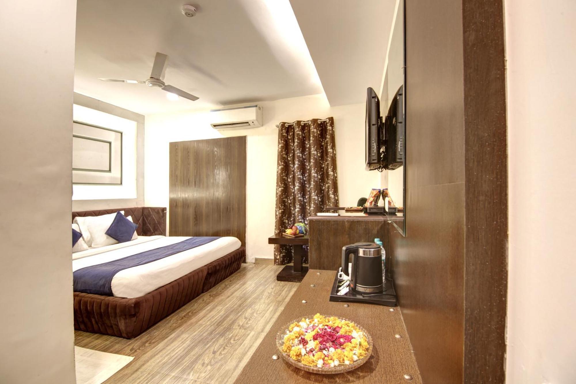 Hotel Wk Comfort - Near White Clove New Delhi Extérieur photo