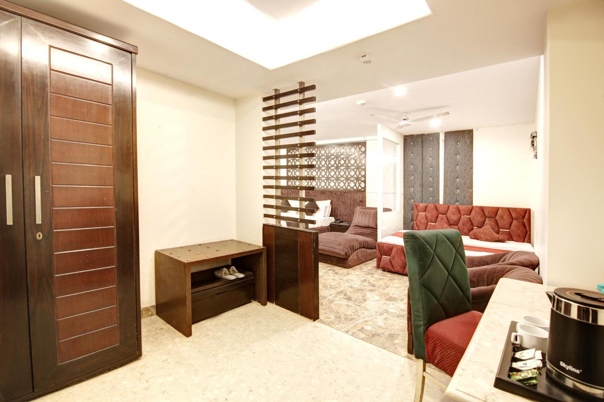 Hotel Wk Comfort - Near White Clove New Delhi Extérieur photo