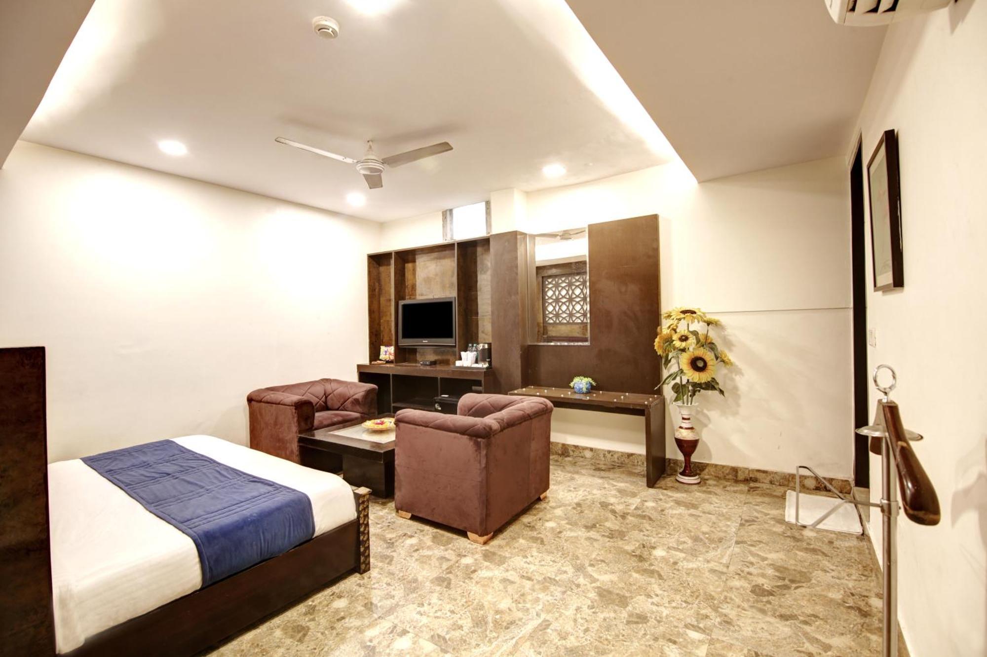 Hotel Wk Comfort - Near White Clove New Delhi Extérieur photo