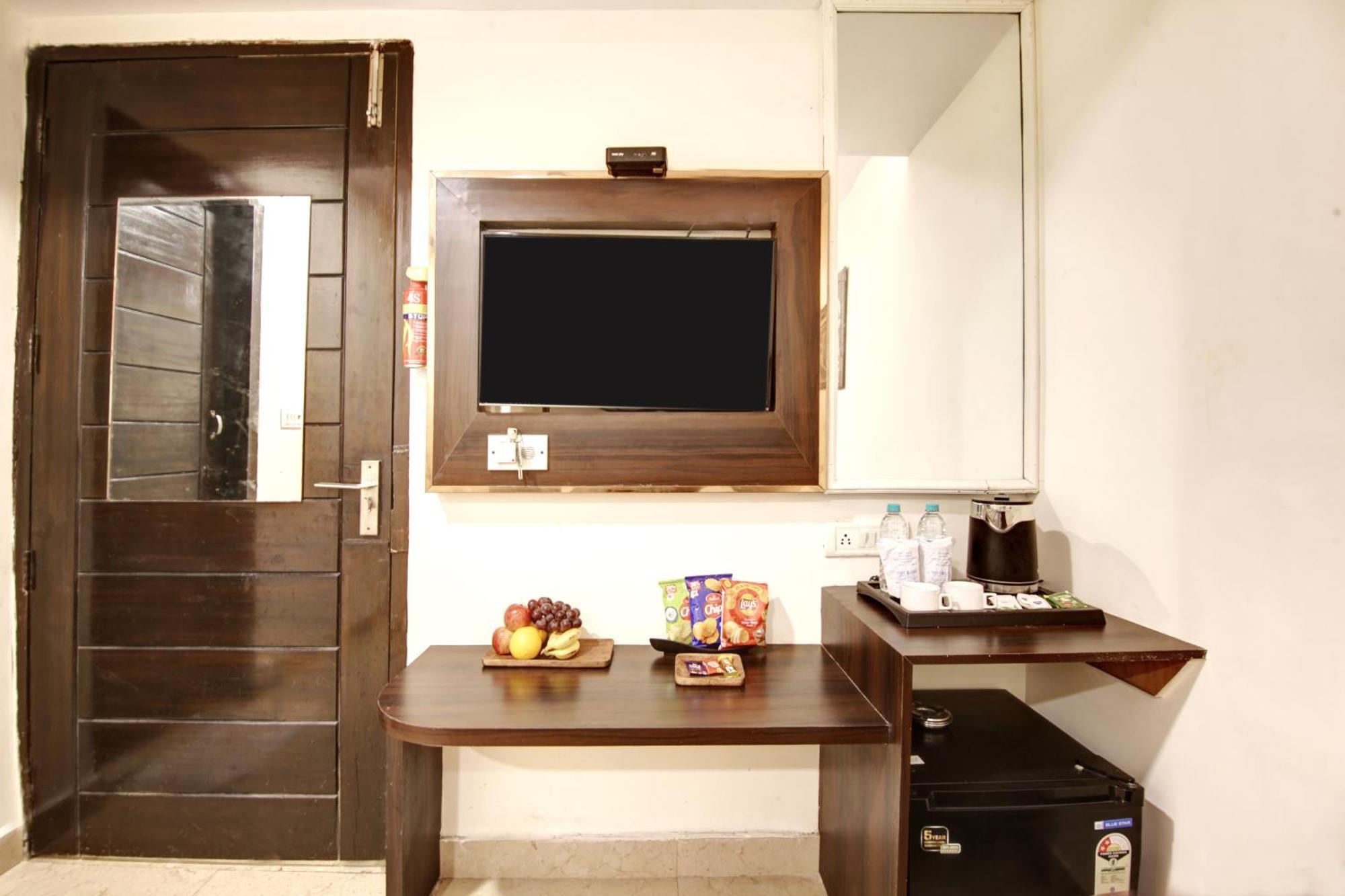 Hotel Wk Comfort - Near White Clove New Delhi Extérieur photo