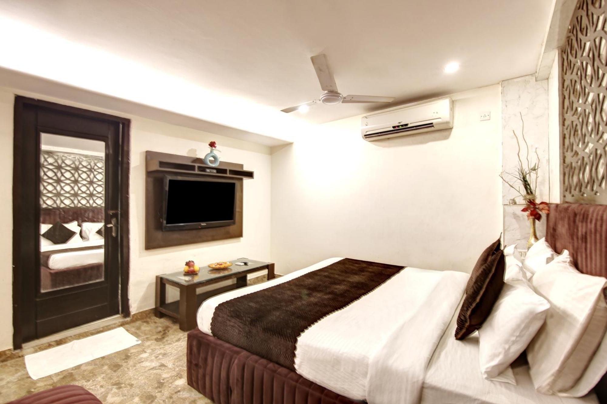 Hotel Wk Comfort - Near White Clove New Delhi Extérieur photo