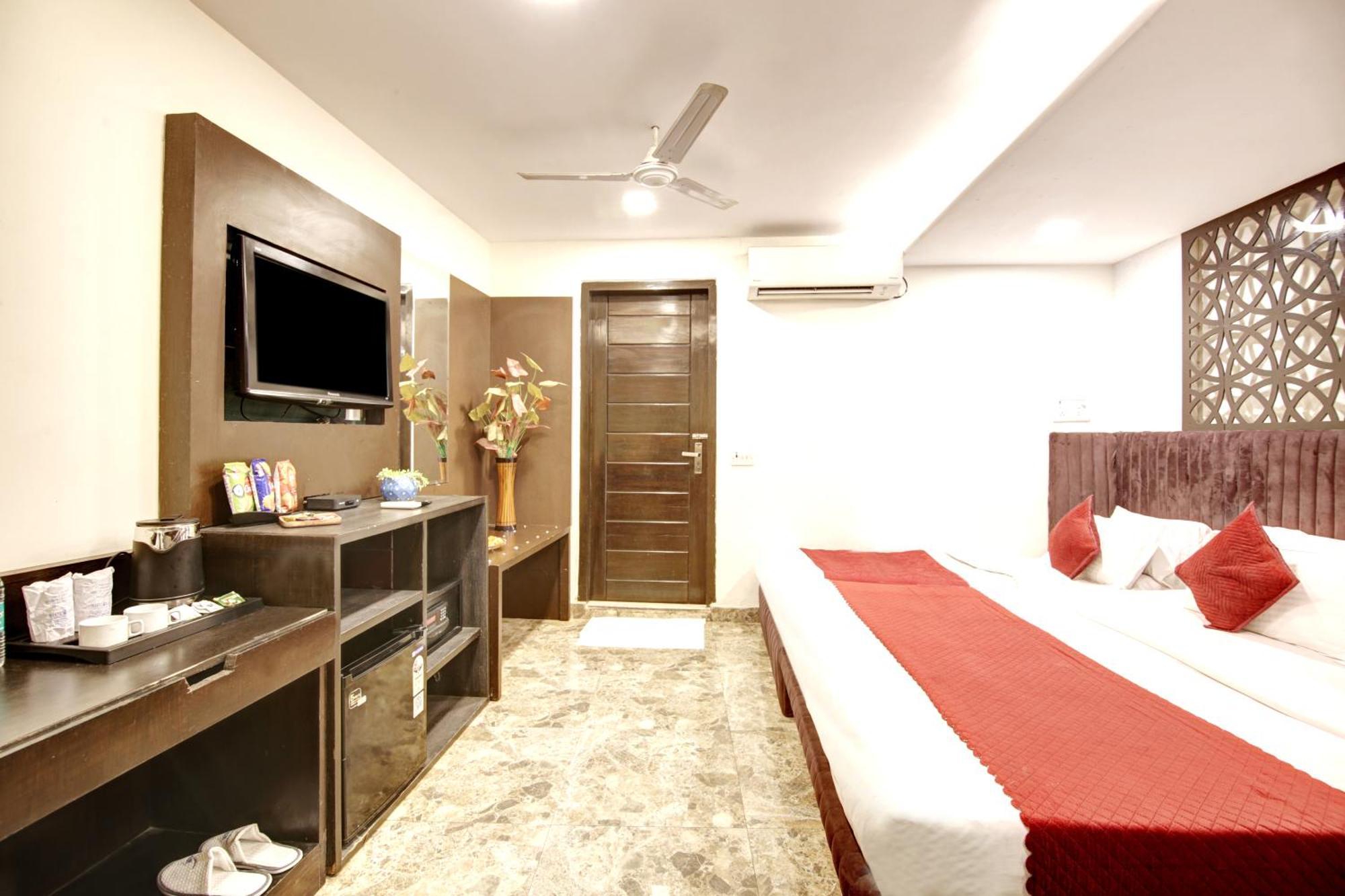 Hotel Wk Comfort - Near White Clove New Delhi Extérieur photo